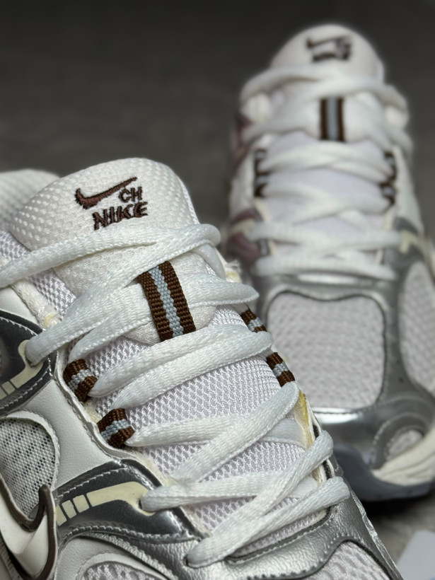 کتونی مردانه رانینگ Nike V5 RNR رنگ موکا