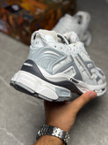 کفش مردانه Balenciaga Runner رنگ سفید طوسی
