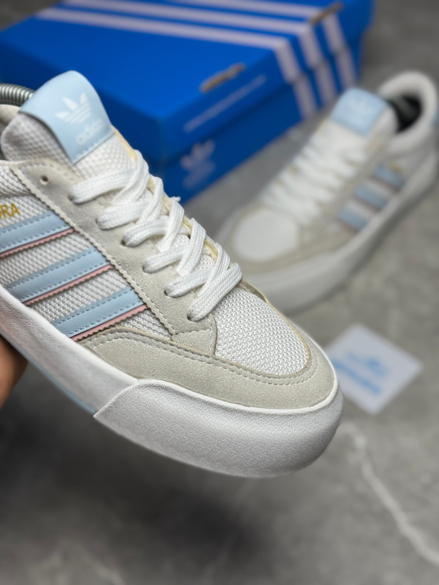 کفش زنانه ونس Adidas Nora رنگ سفید آبی صورتی
