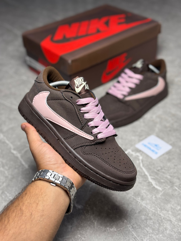 کفش زنانه نایک جردن Travis Scott mocha pinkرنگ قهوه ای صورتی